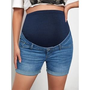 Maternity Contrast High Waist Cuffed Hem Denim Shorts blue